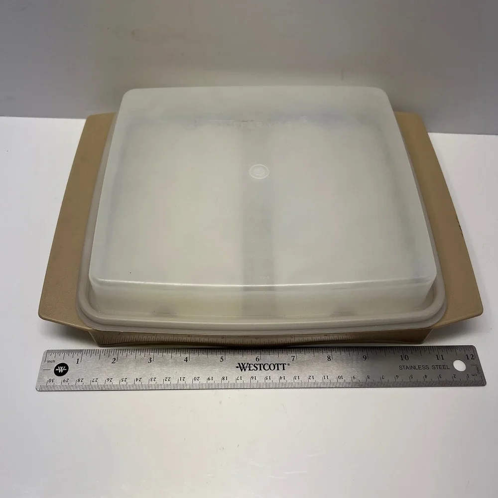 VTG Tupperware Divided Tray Container Lid Egg Holders Tan USA 723 722 665